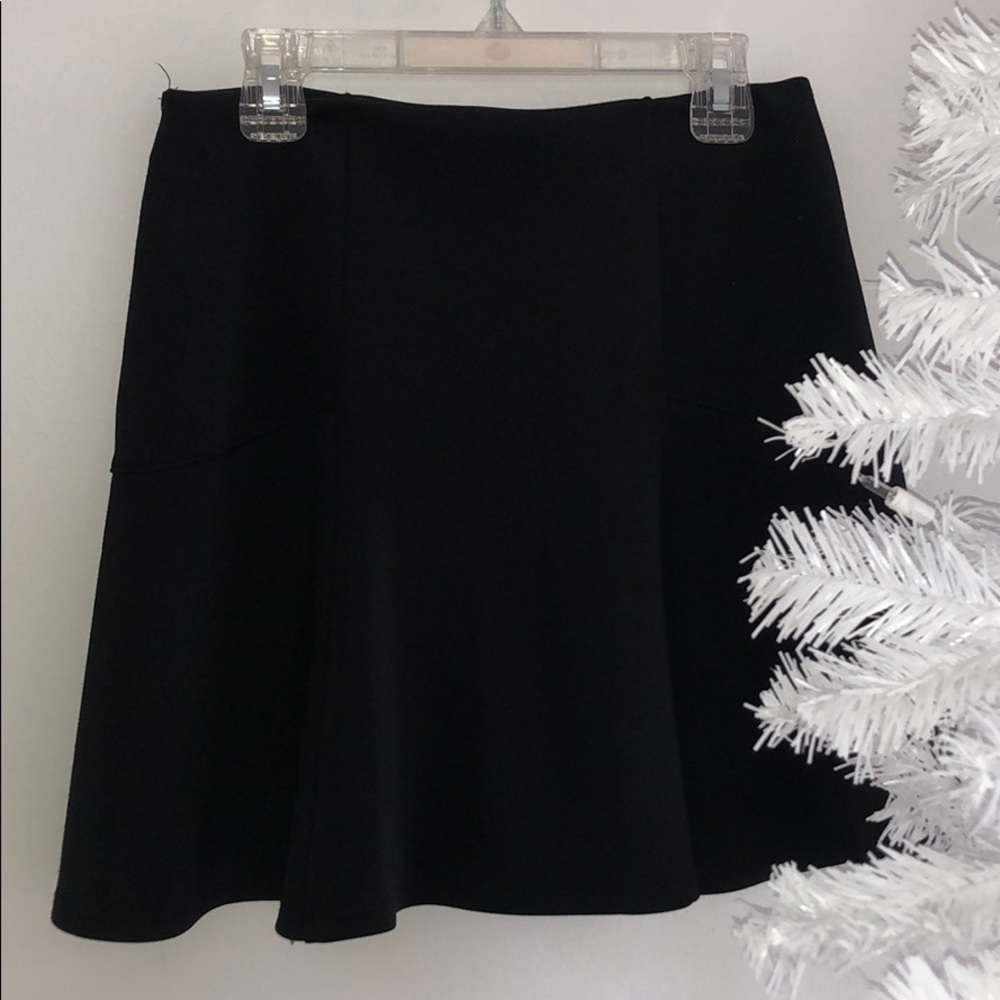hollister skater skirt size small